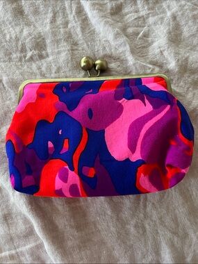 Vintage Hawaiian Fabric bold retro vibrant upcycled Clutch handmade on Lanai 🌺